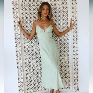 Hello Molly Private Kiss Midi Dress Avocado